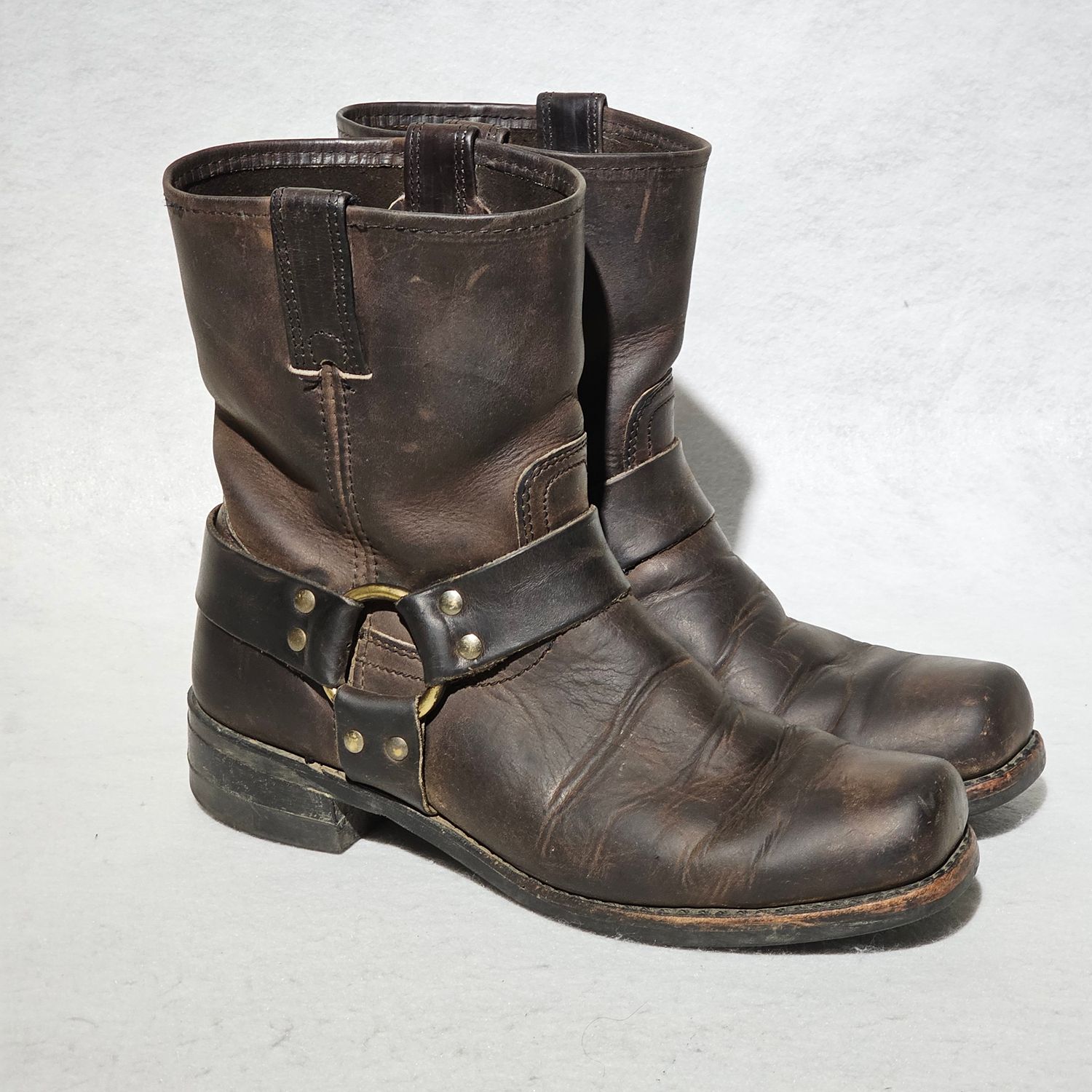 Frye 87400 Conway Men's Brown Leather Harness Western Ankle Boots 9.5 W - Image 2