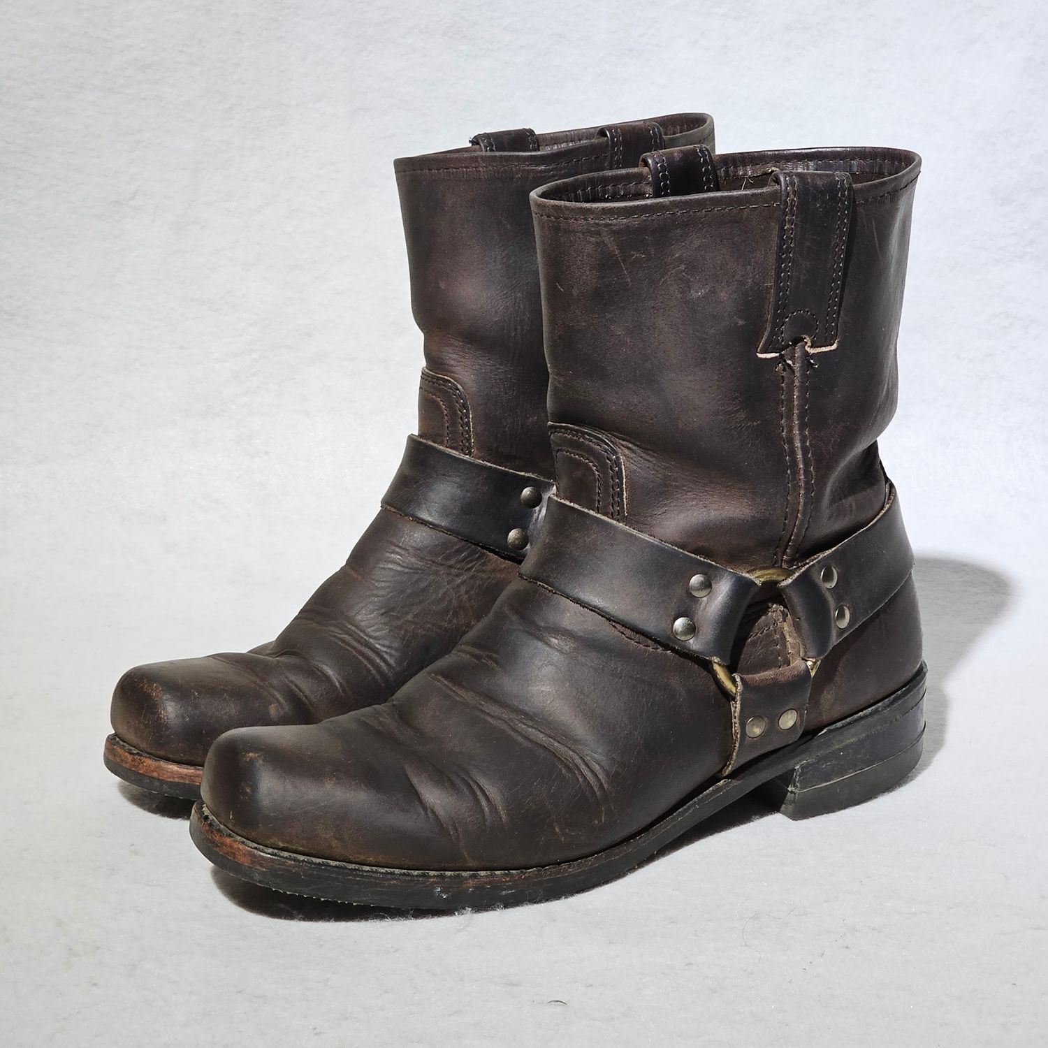 Frye 87400 Conway Men's Brown Leather Harness Western Ankle Boots 9.5 W - Image 7