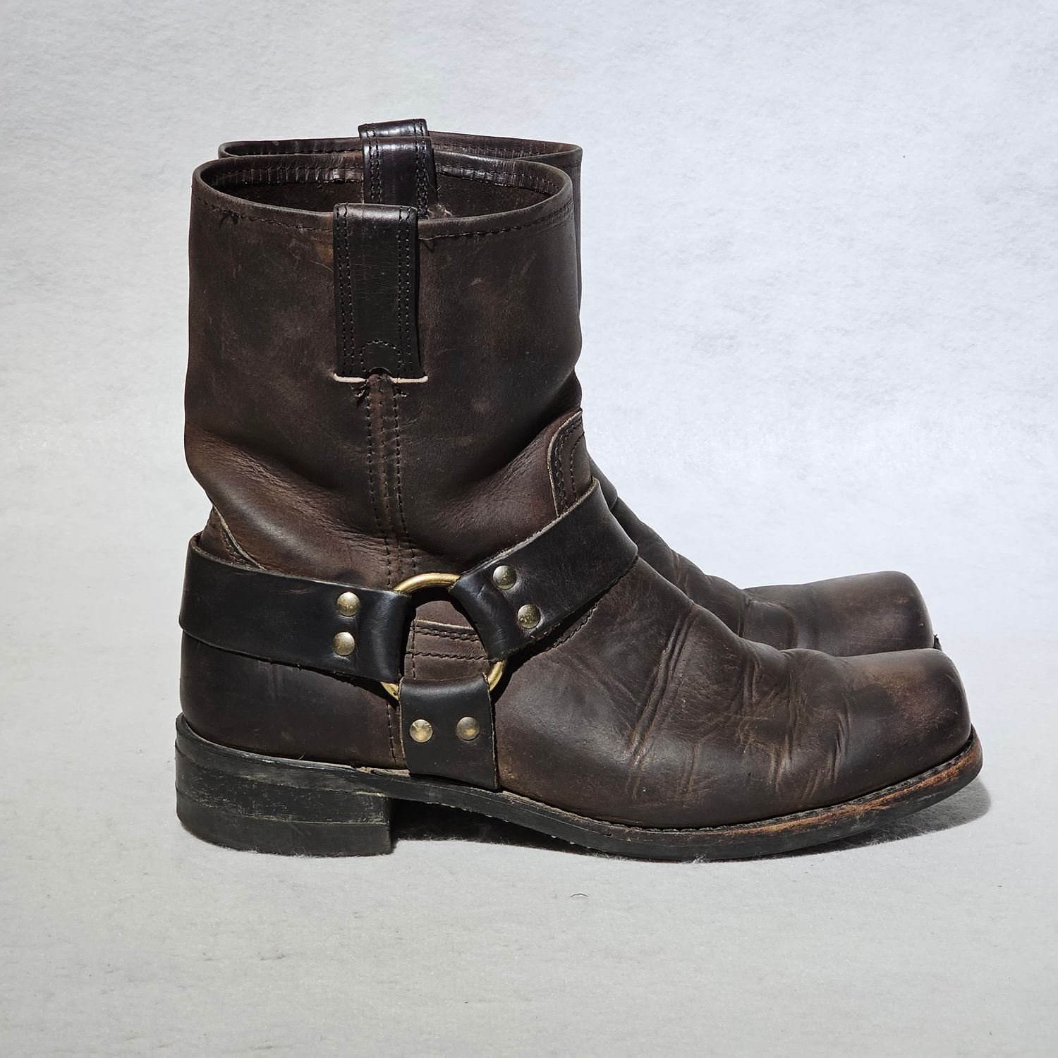 Frye 87400 Conway Men's Brown Leather Harness Western Ankle Boots 9.5 W - Image 12