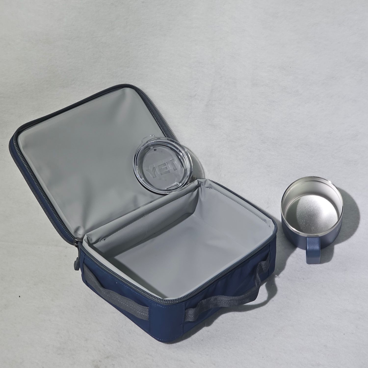 YETI Daytrip Lunch Box & Rambler Mug Set Navy Blue - Image 2