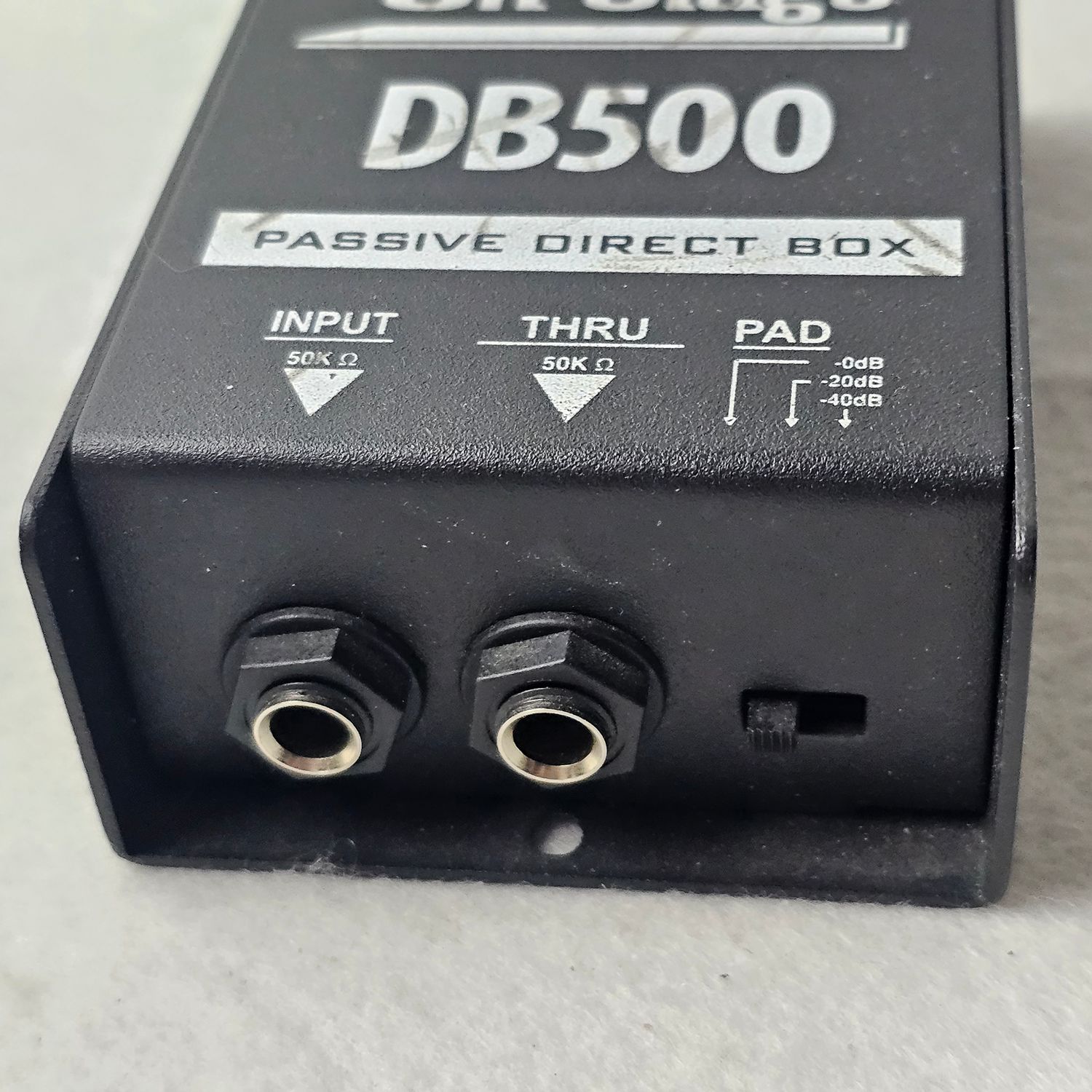 On-Stage DB500 Passive Direct Box with PAD & Ground Switch - Image 2