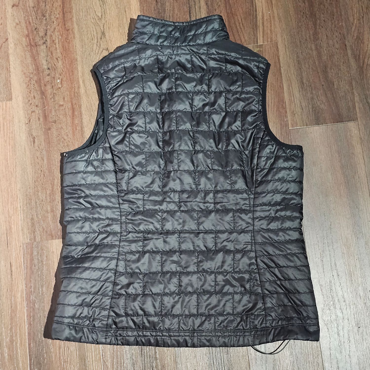 Patagonia Women's Black Vest UC Health 10 Years Size L - Image 5