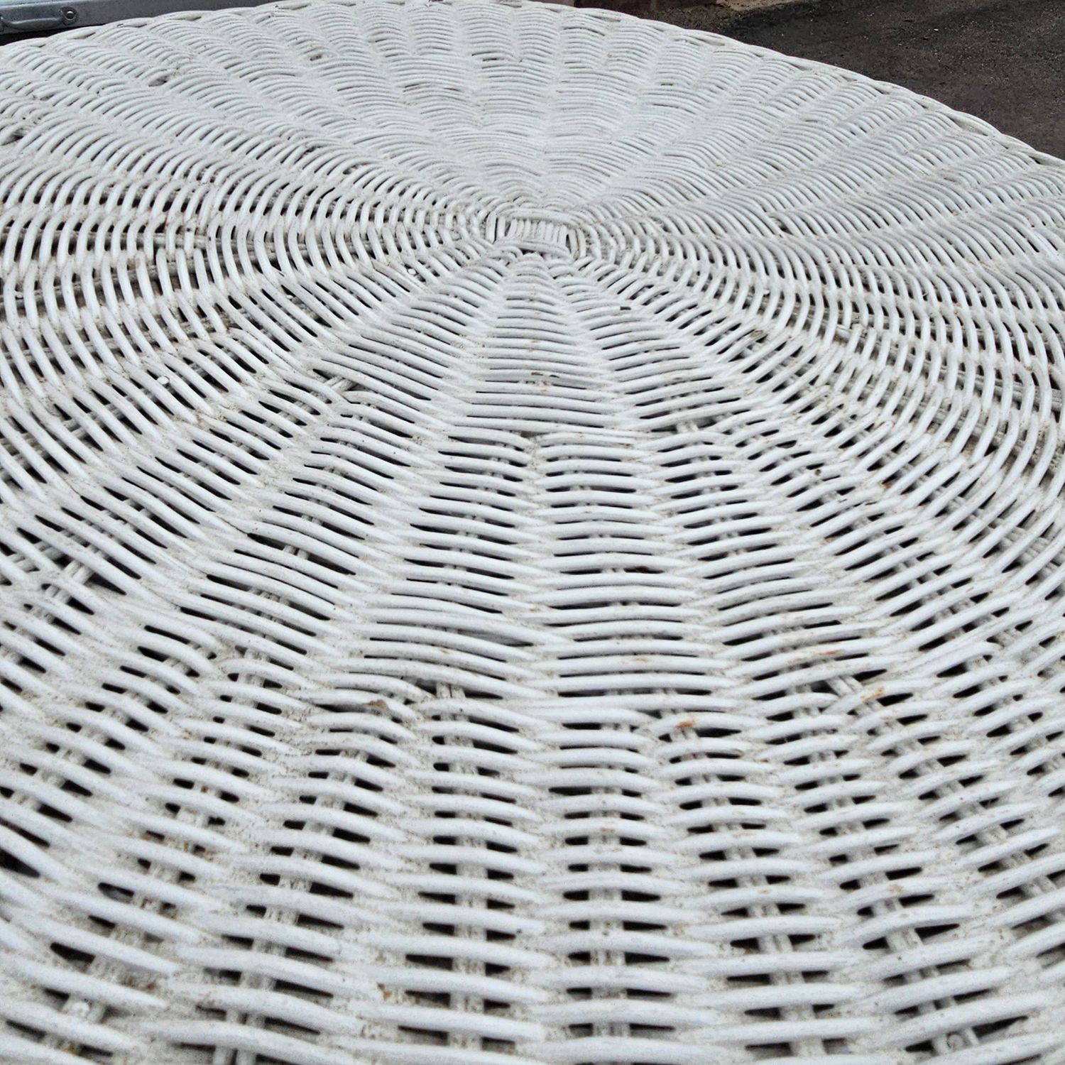 Vintage White Wicker Round Side Table with Lower Shelf - Image 4