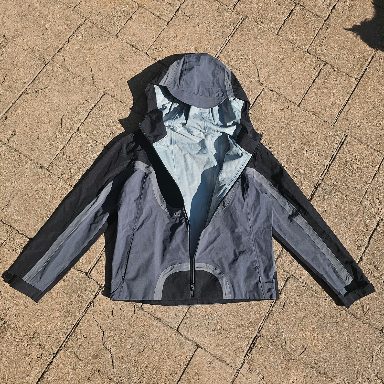 Mutimer Flow Waterproof Jacket Black Gray Size L Hooded - Image 7
