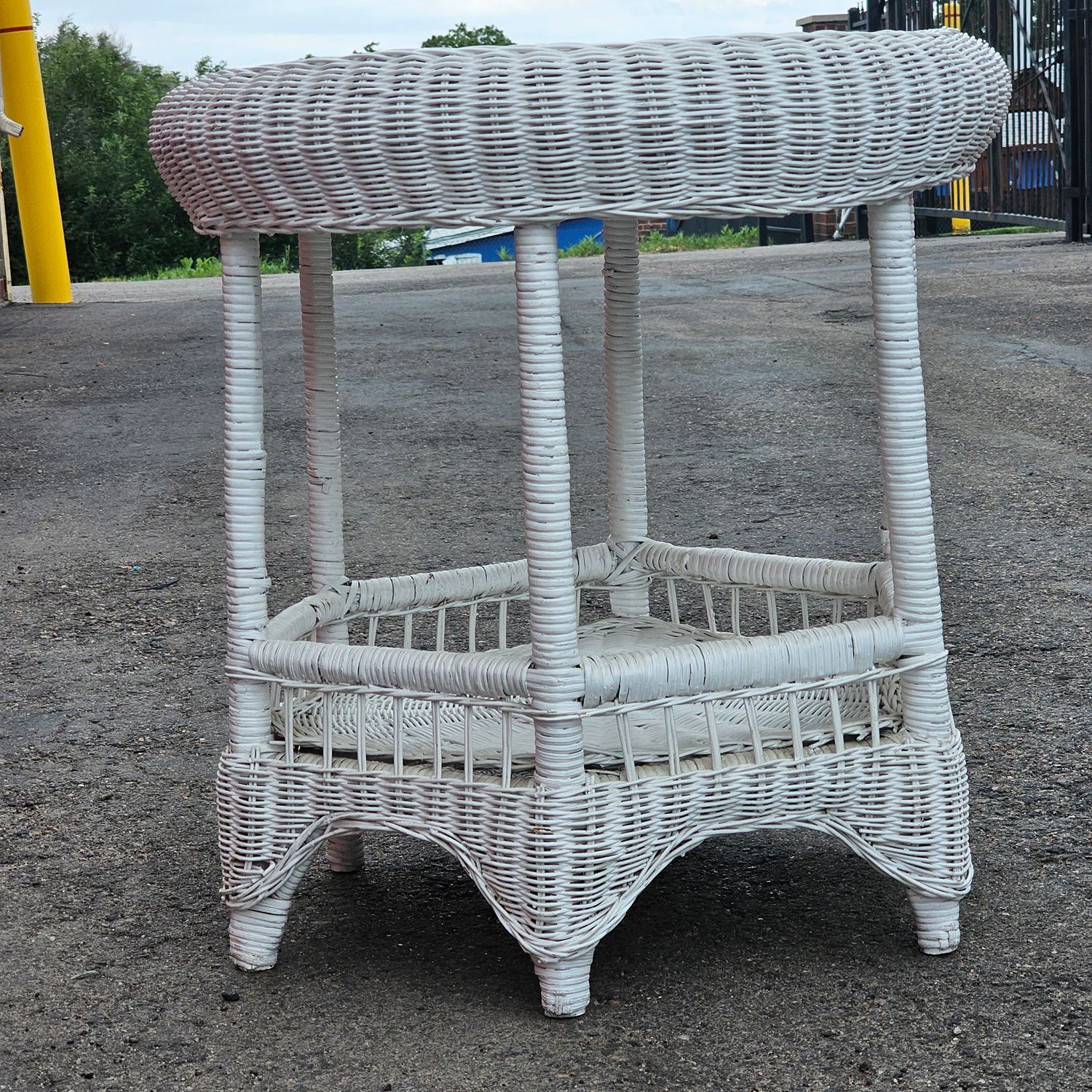 Vintage White Wicker Round Side Table with Lower Shelf - Image 6