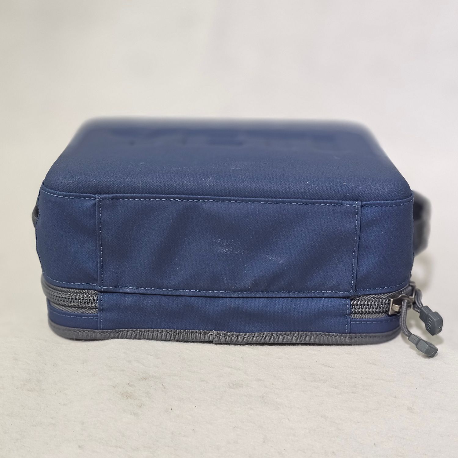 YETI Daytrip Lunch Box & Rambler Mug Set Navy Blue - Image 9