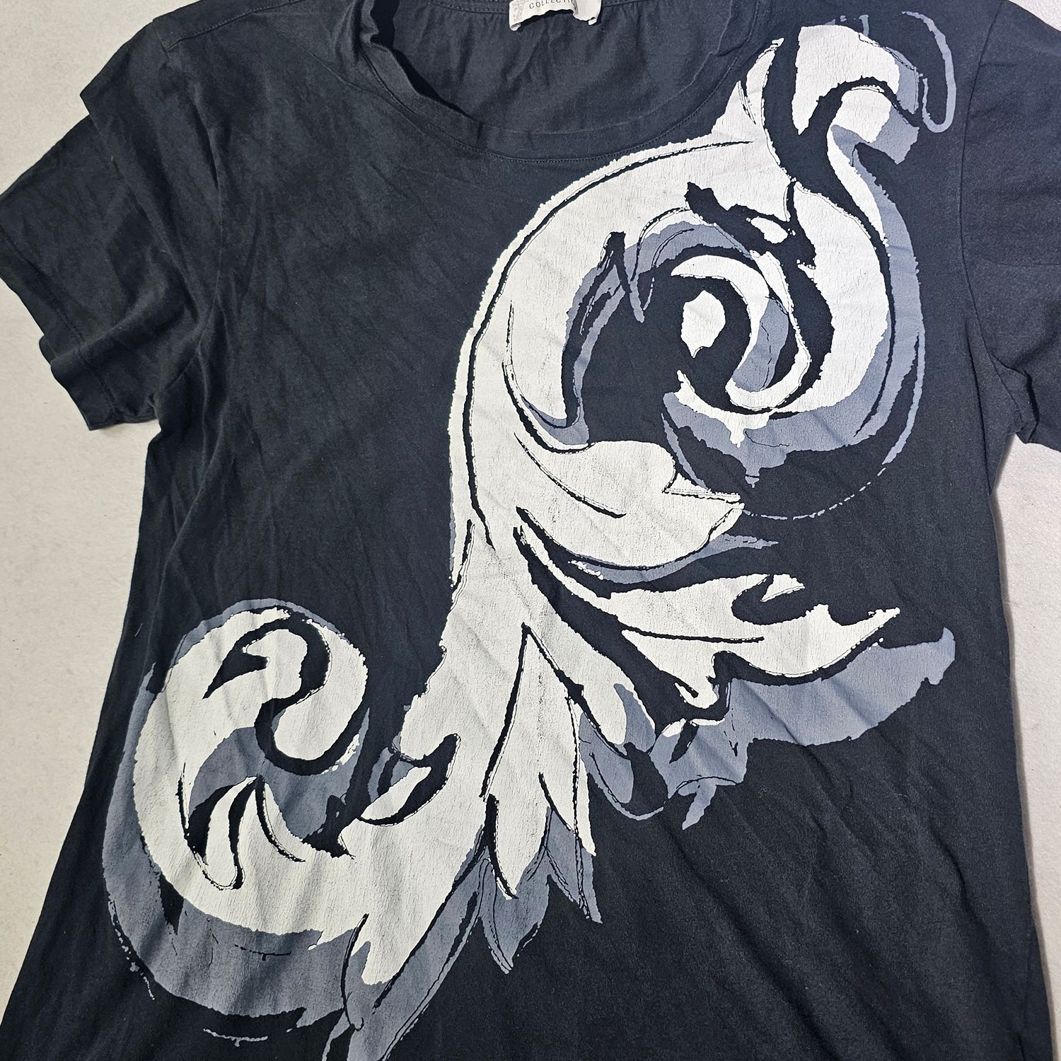 Versace Collection Men's XL Graphic Print Black T-Shirt - Image 2
