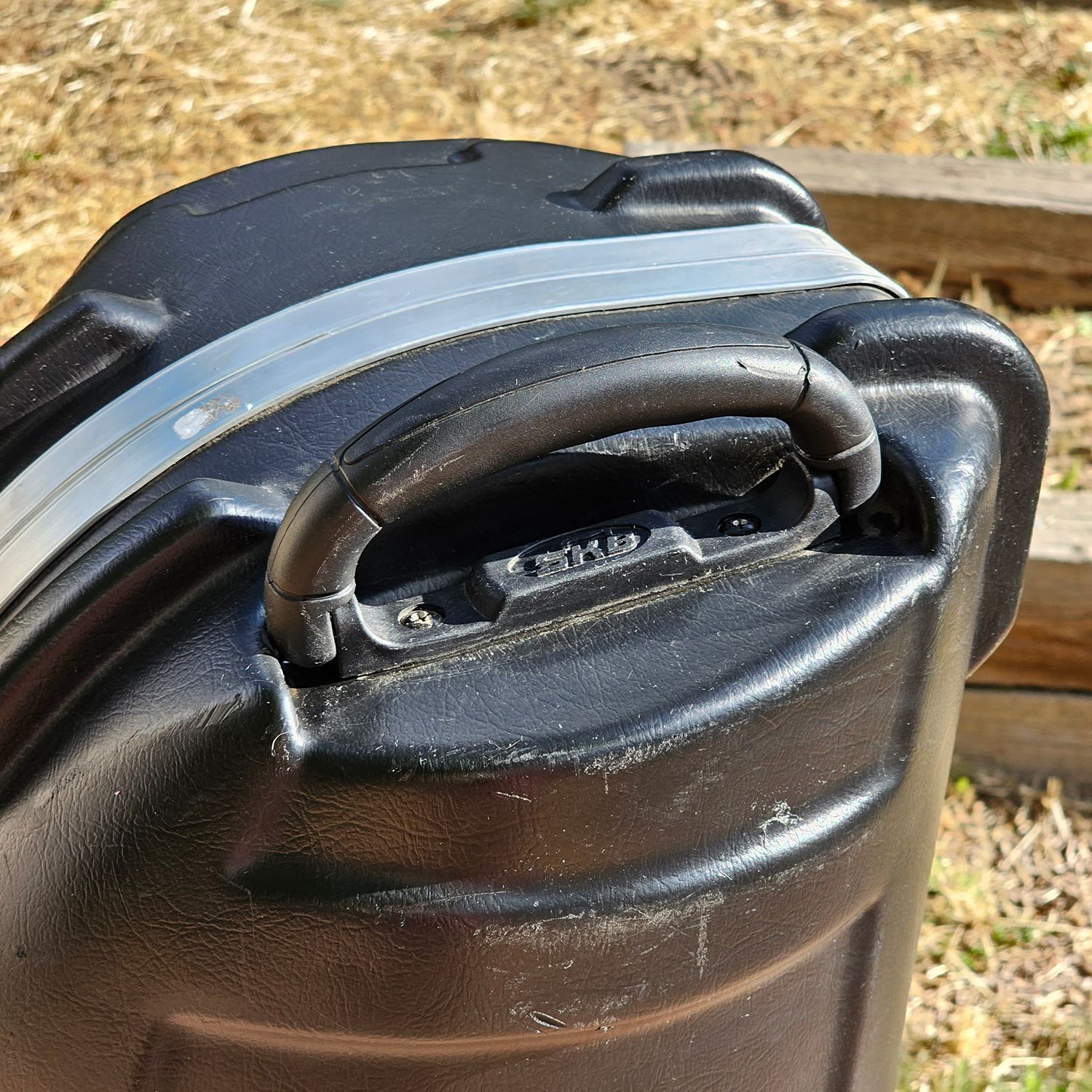 SKB Deluxe ATA Hard Shell Wheeled Golf Travel Case - Image 3