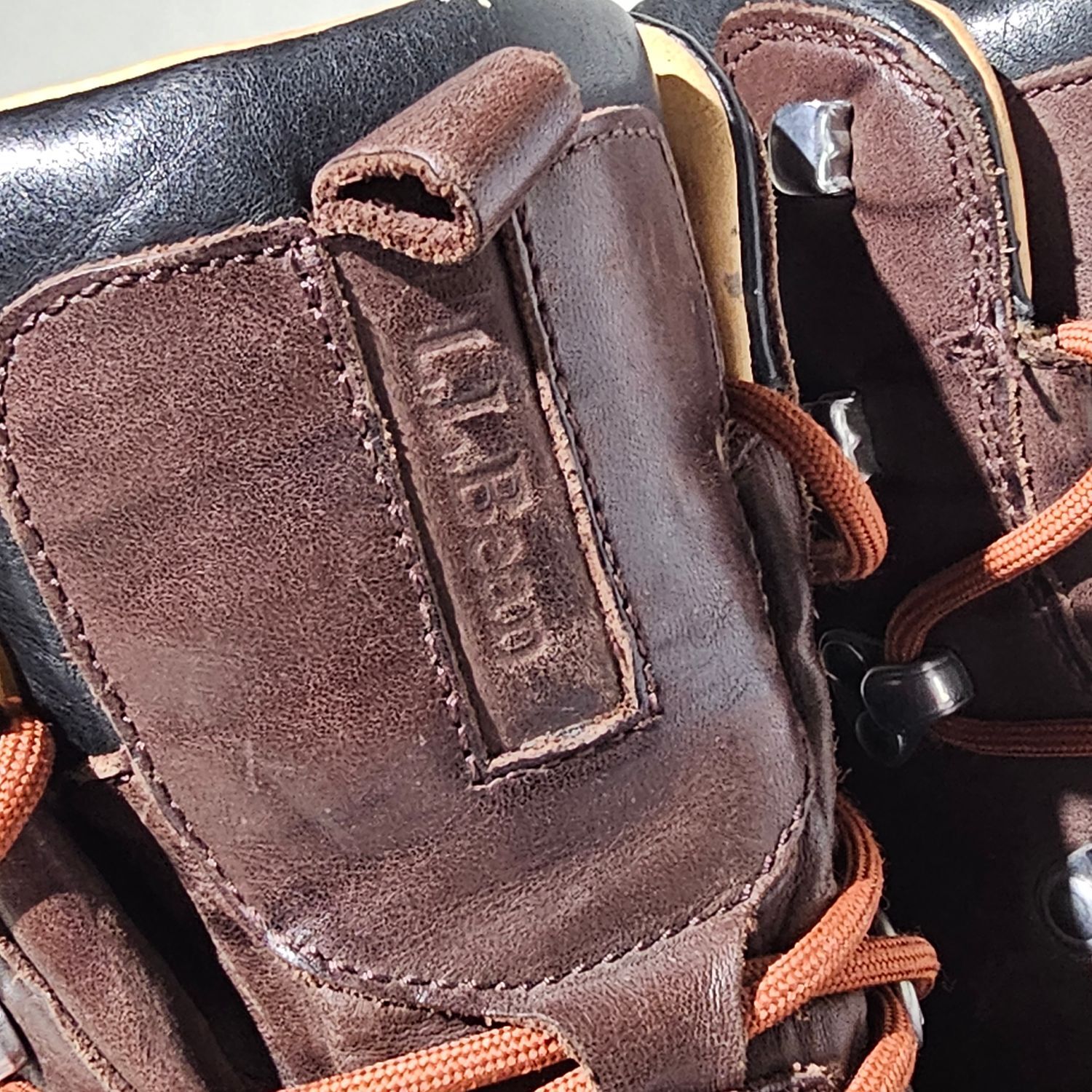 L.L. Bean Katahdin Vibram Hiking Boots Men's 10.5M Brown Leather - Image 3