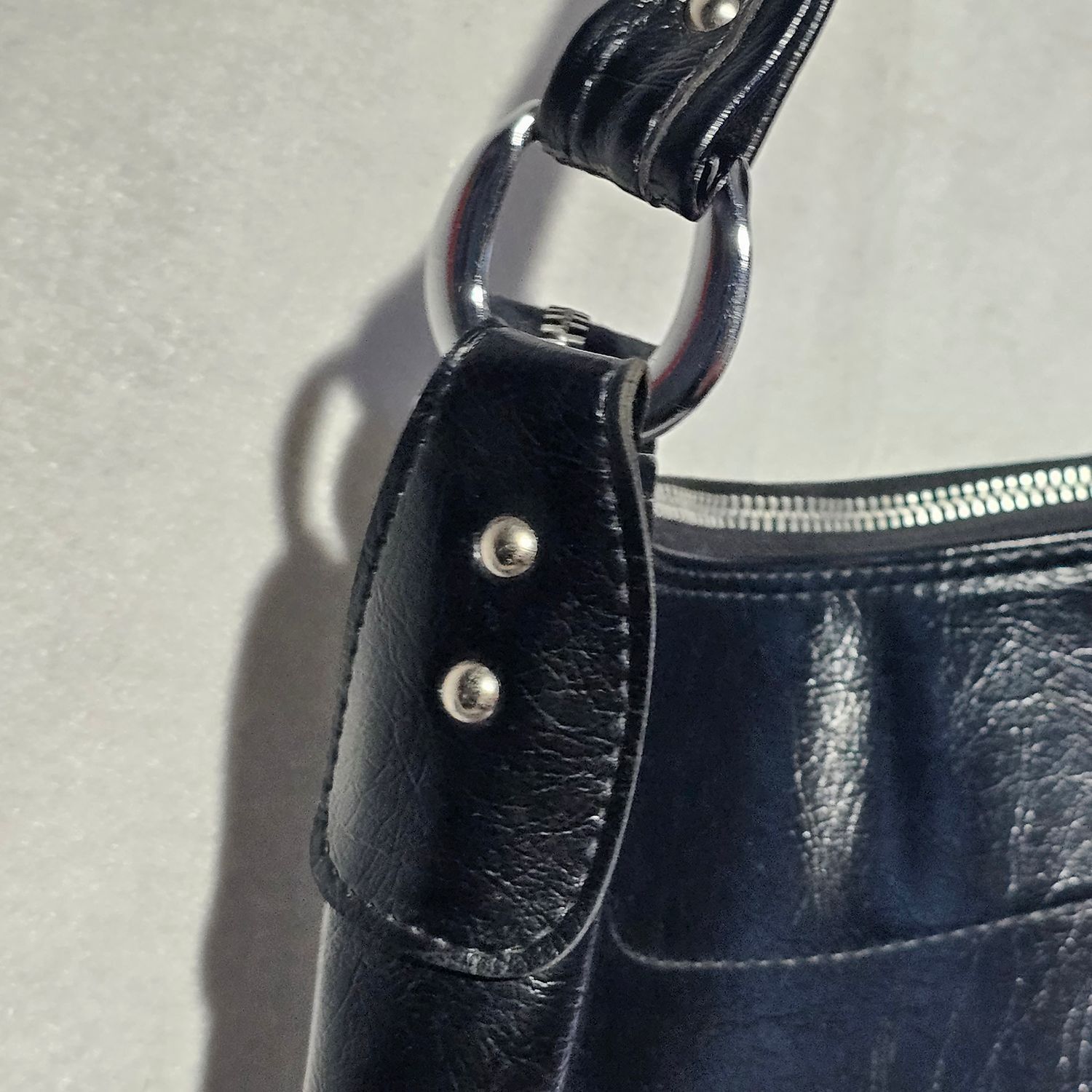 Vintage Nikon Black Leather Camera Shoulder Bag Case Made in Japan - Image 4