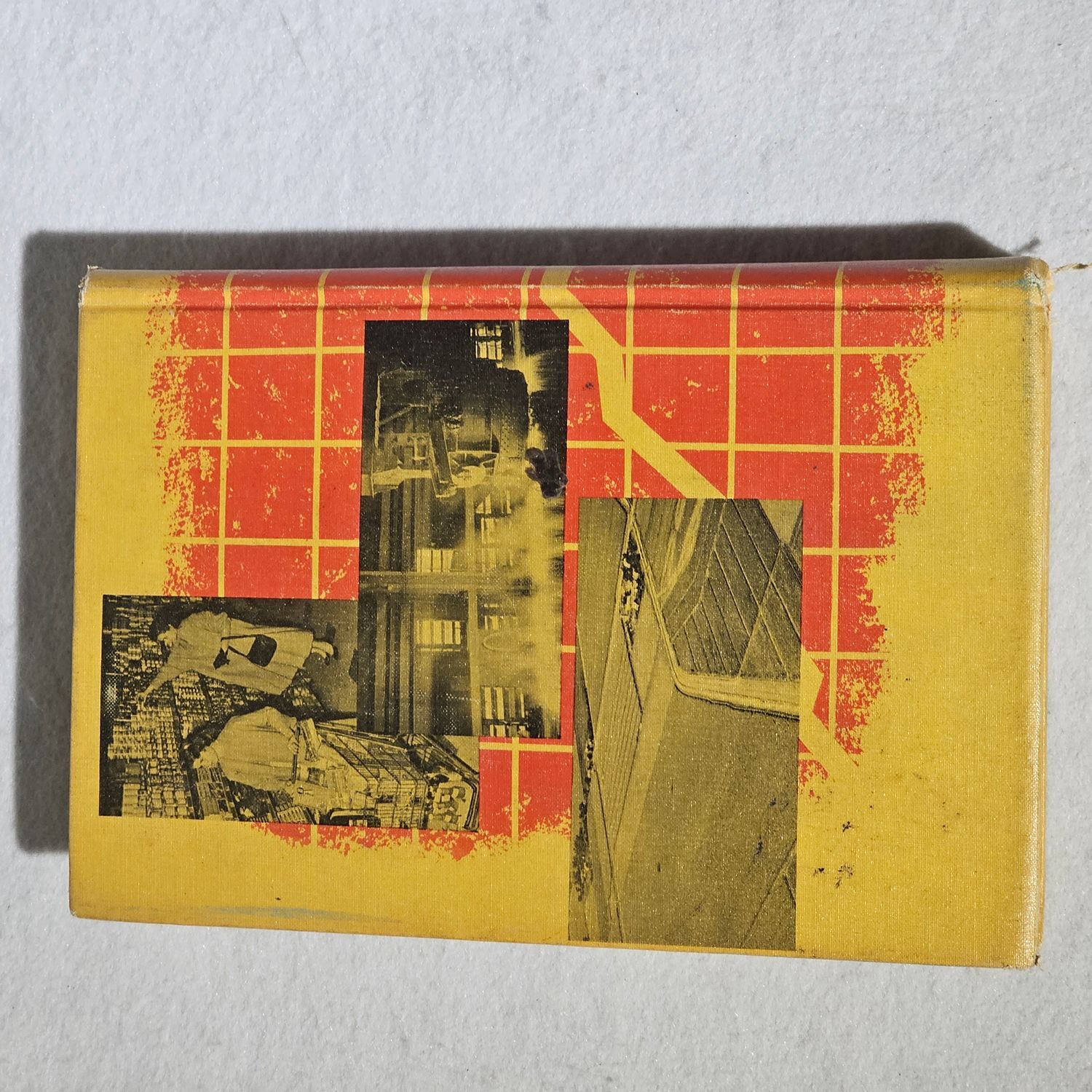 Economics in a Free Society by Hurwitz & Shaw Vintage 1960s Textbook - Image 4