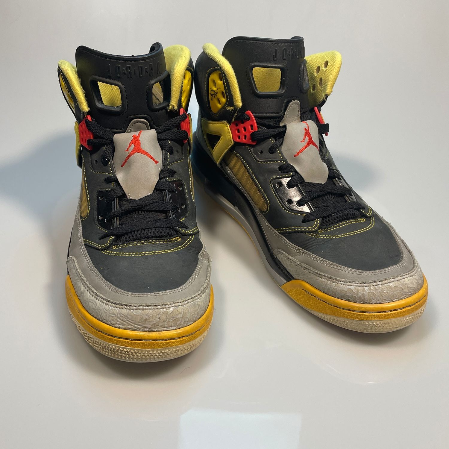 Nike Air Jordan Spizike Retro Basketball Shoes Men's Size 12 Gray Yellow - Image 4
