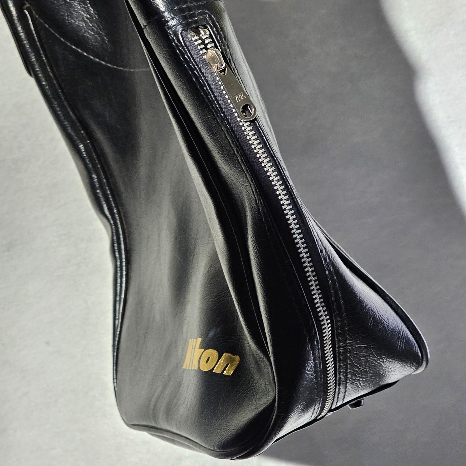 Vintage Nikon Black Leather Camera Shoulder Bag Case Made in Japan - Image 6