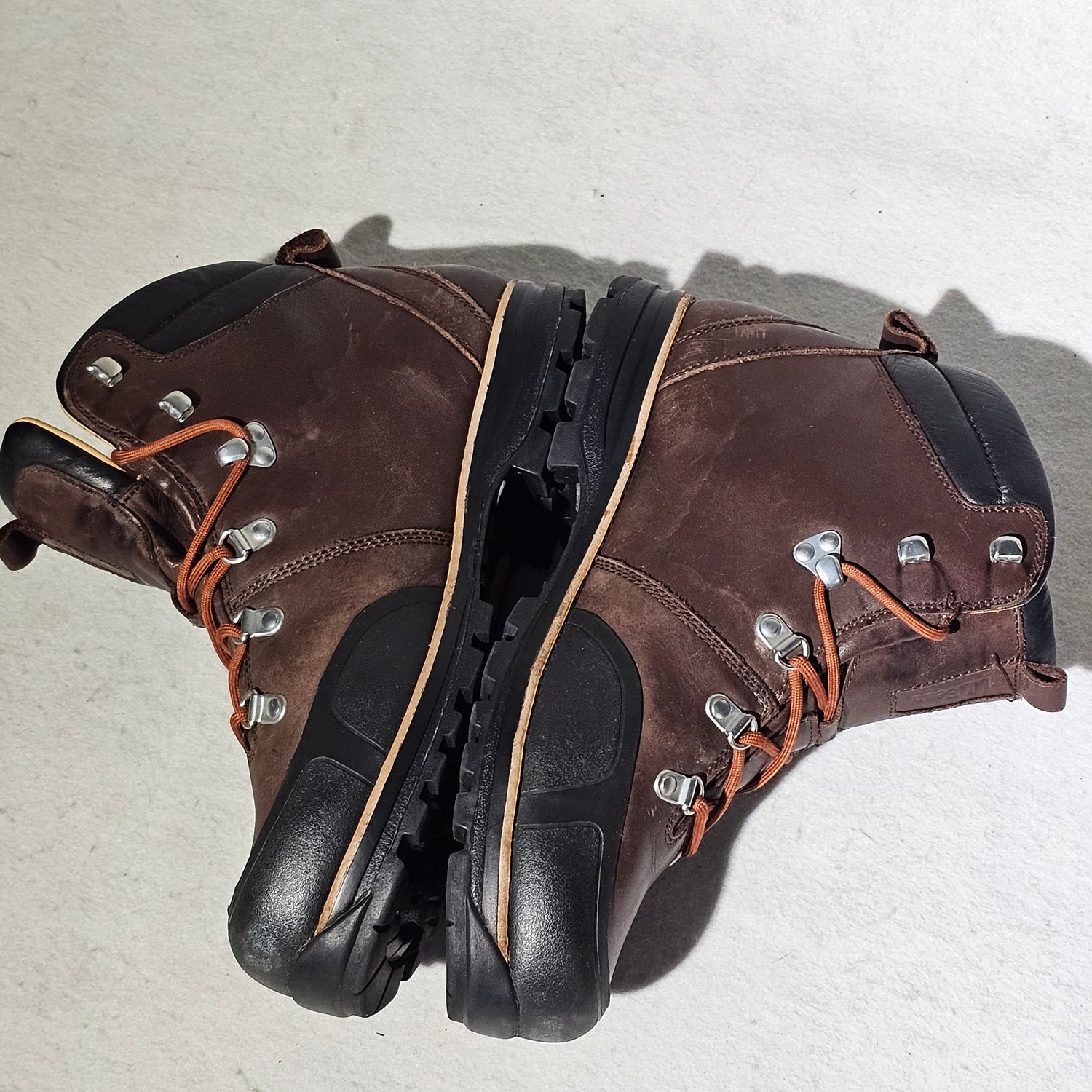 L.L. Bean Katahdin Vibram Hiking Boots Men's 10.5M Brown Leather - Image 10