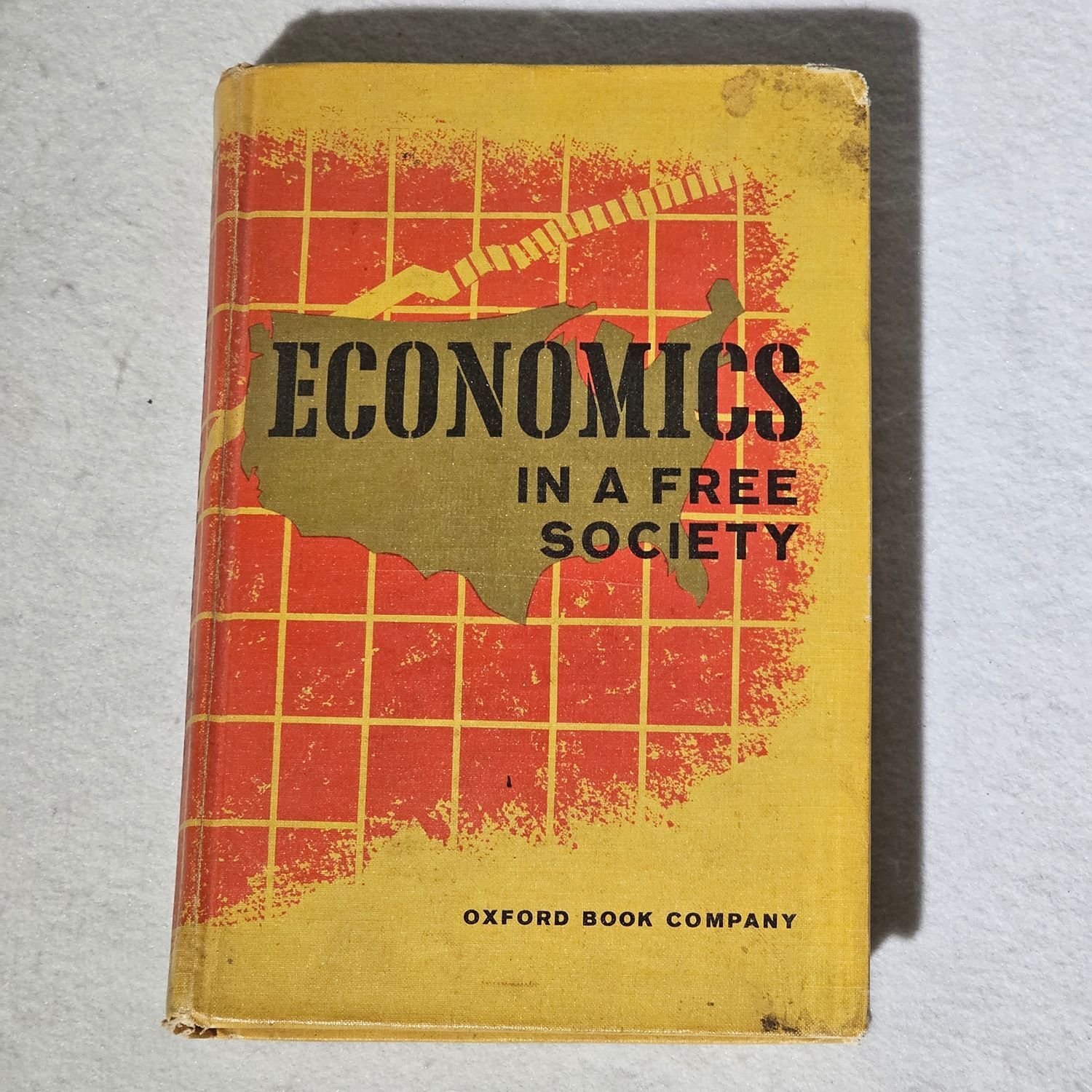 Economics in a Free Society by Hurwitz & Shaw Vintage 1960s Textbook - Image 12