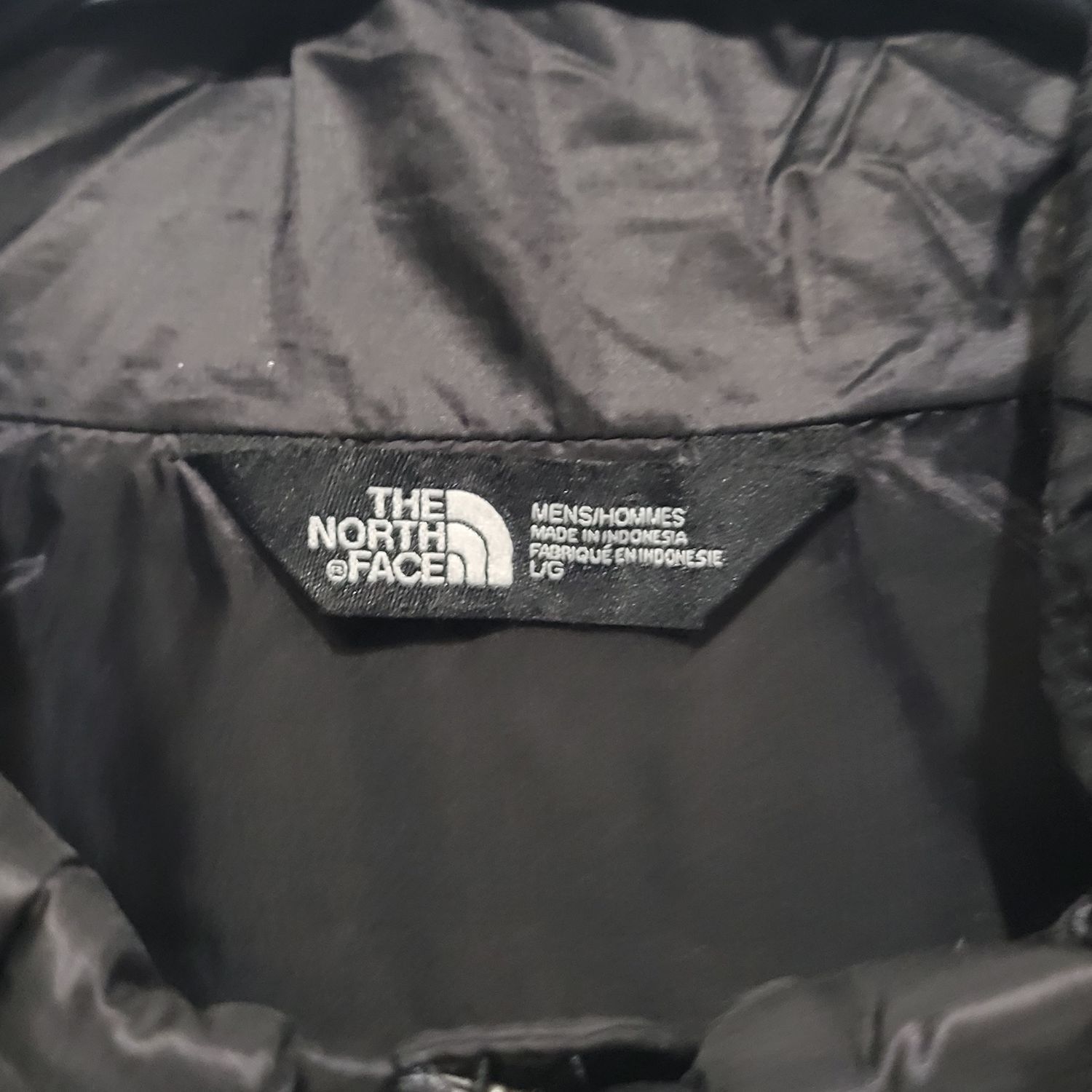 The North Face Roark Men's Black Insulated Vest Size L - Image 2