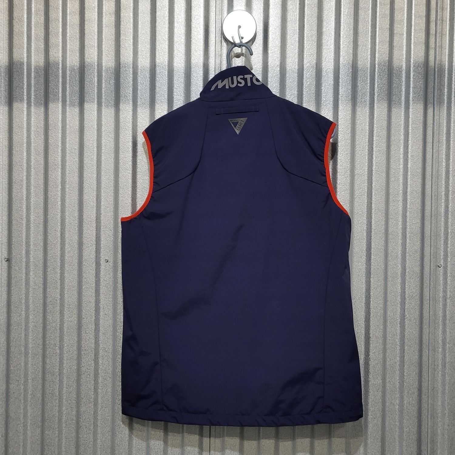 Musto BR1 Men's Navy Softshell Vest Size L Outdoor Sailing - Image 5