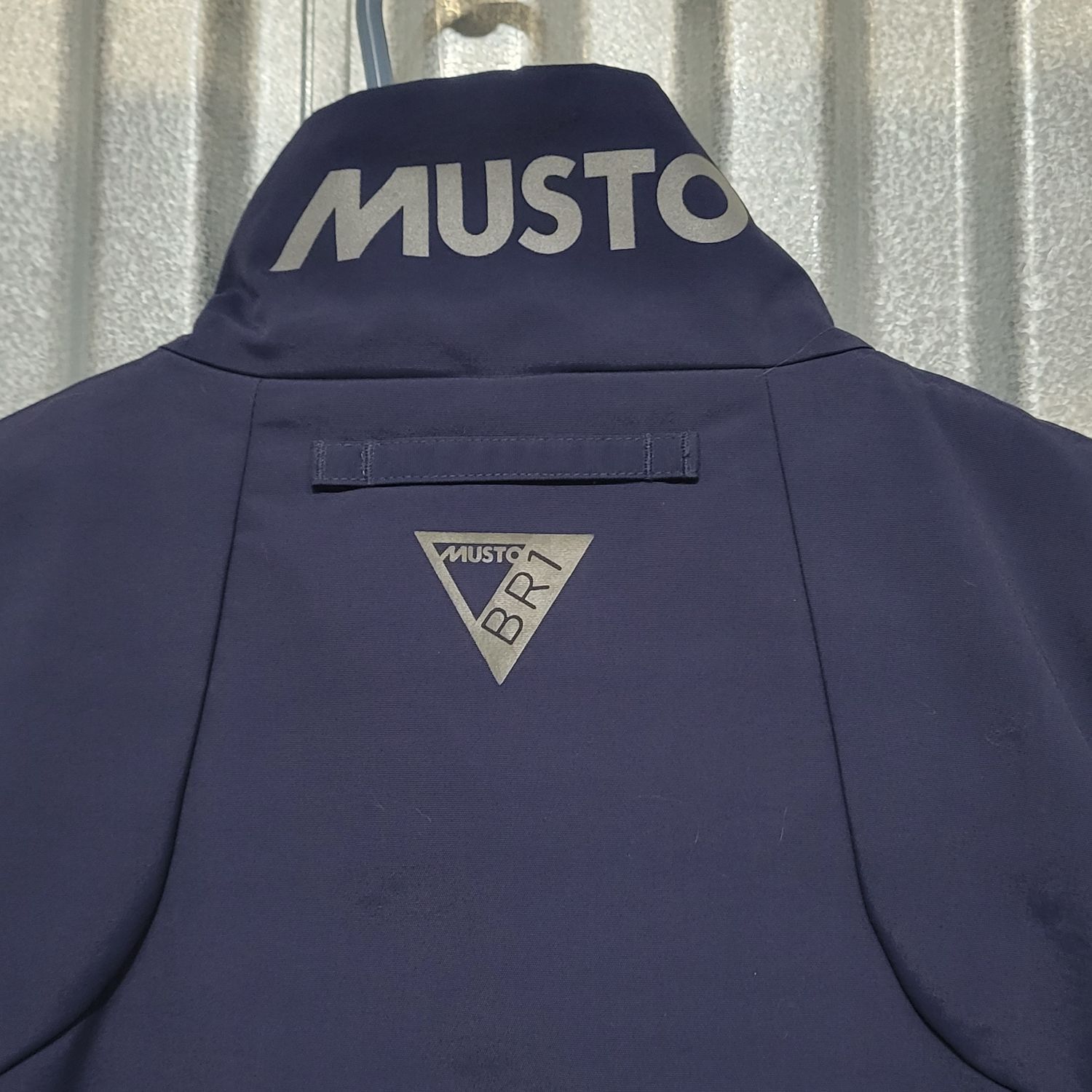 Musto BR1 Men's Navy Softshell Vest Size L Outdoor Sailing - Image 6