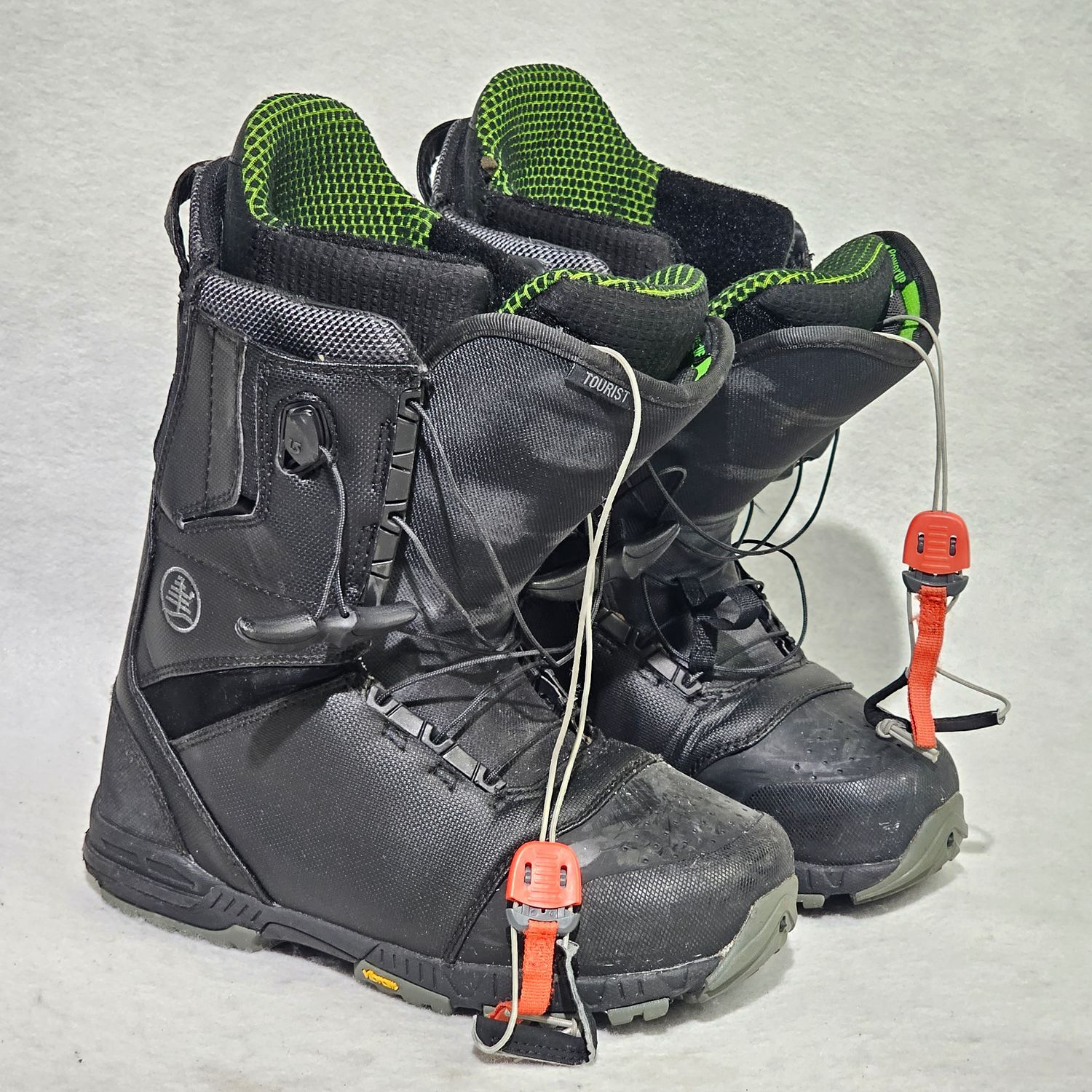 Burton Tourist Men's Snowboard Boots Size 8.5 Black Vibram Sole - Image 2