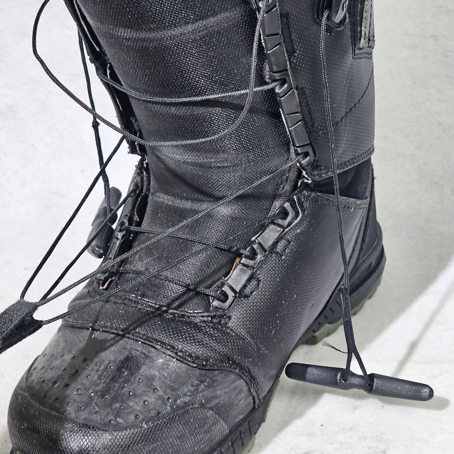 Burton Tourist Men's Snowboard Boots Size 8.5 Black Vibram Sole - Image 18